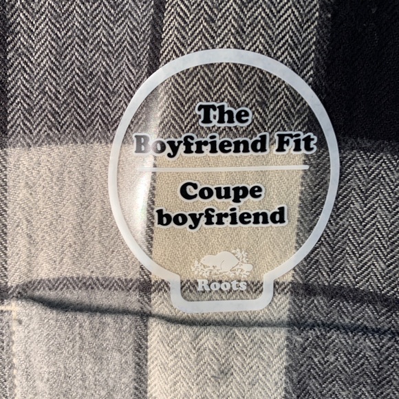 Roots plaid long sleeve! - Picture 3 of 4